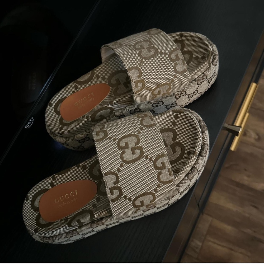 Women's Tan Slide Sandals